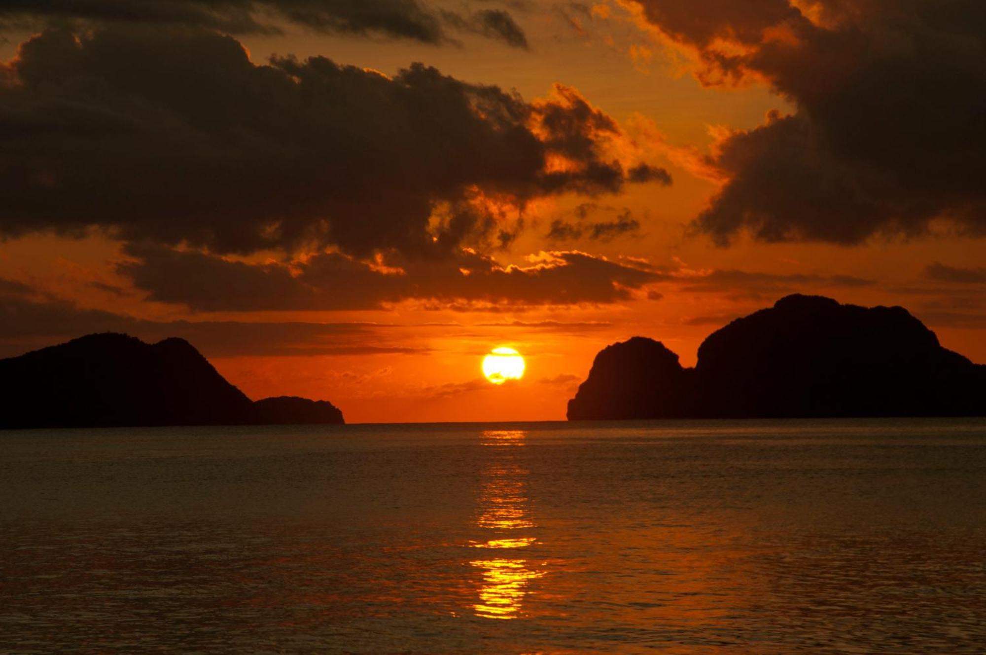 Orange Pearl Beach Resort El Nido Exteriör bild