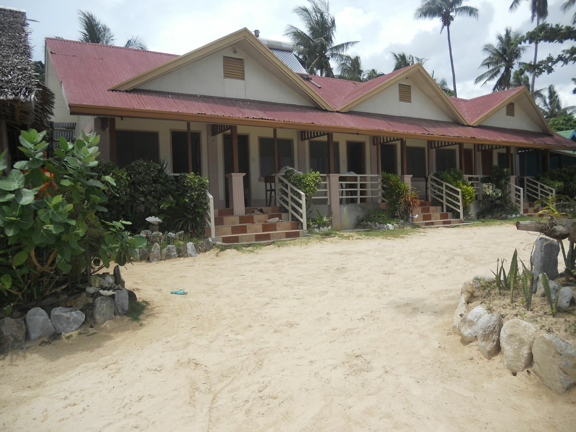 Orange Pearl Beach Resort El Nido Exteriör bild