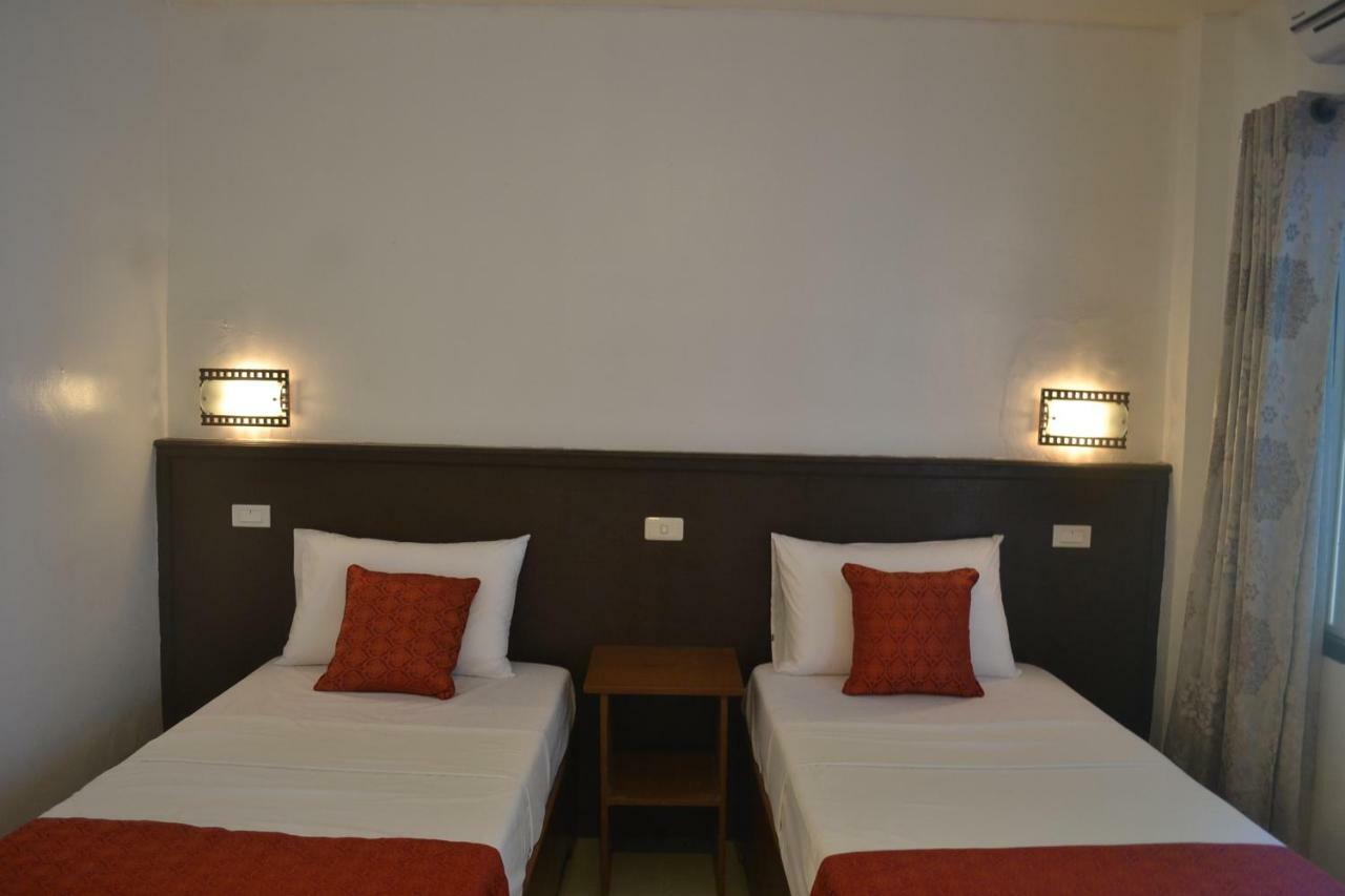 Orange Pearl Beach Resort El Nido Exteriör bild