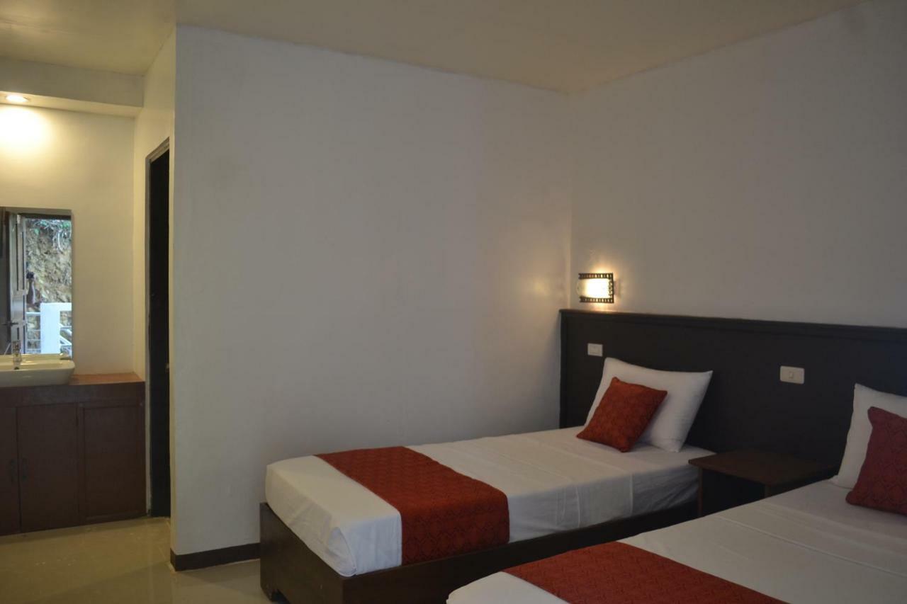 Orange Pearl Beach Resort El Nido Exteriör bild